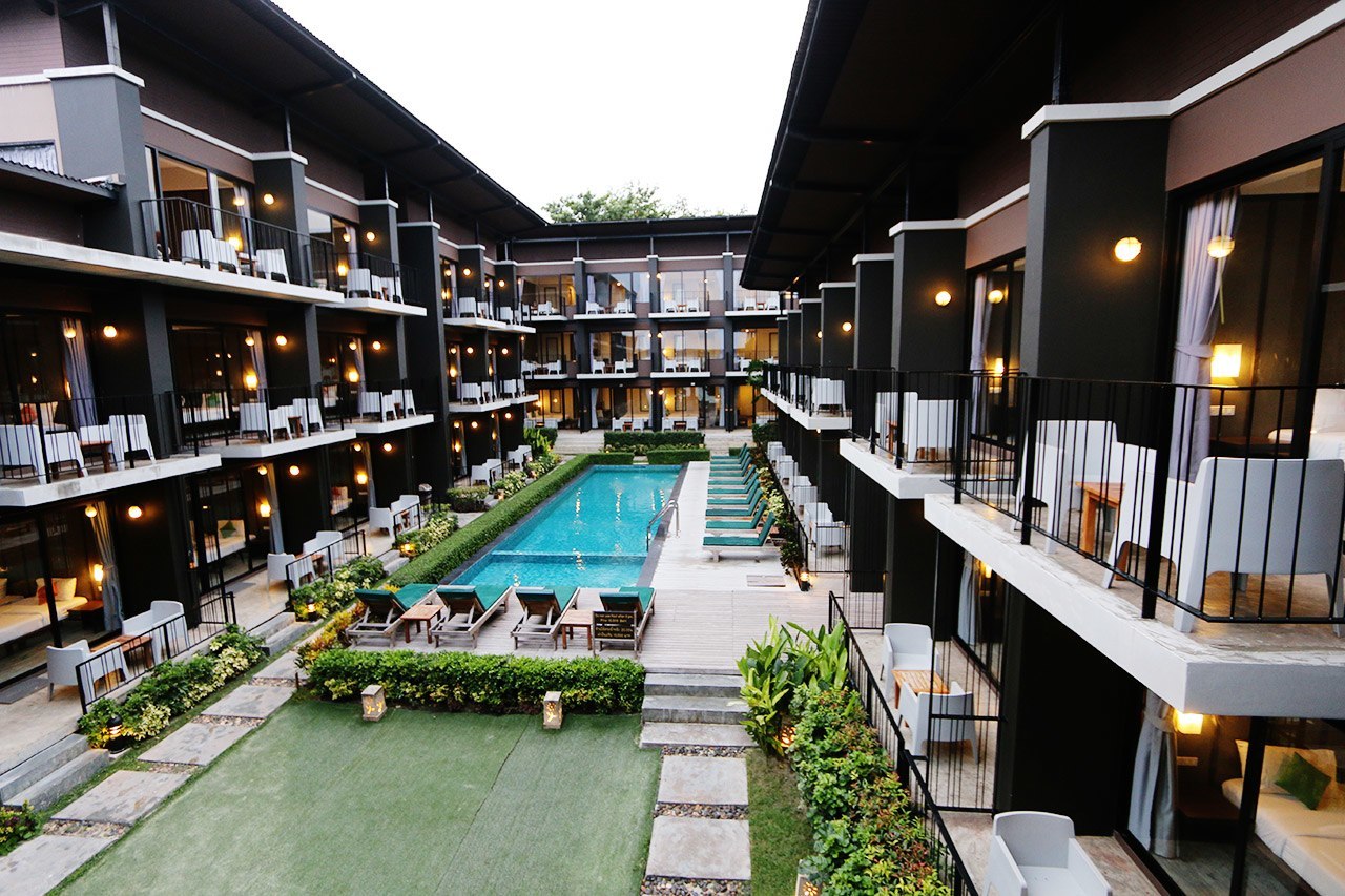 La Lune Beach Resort