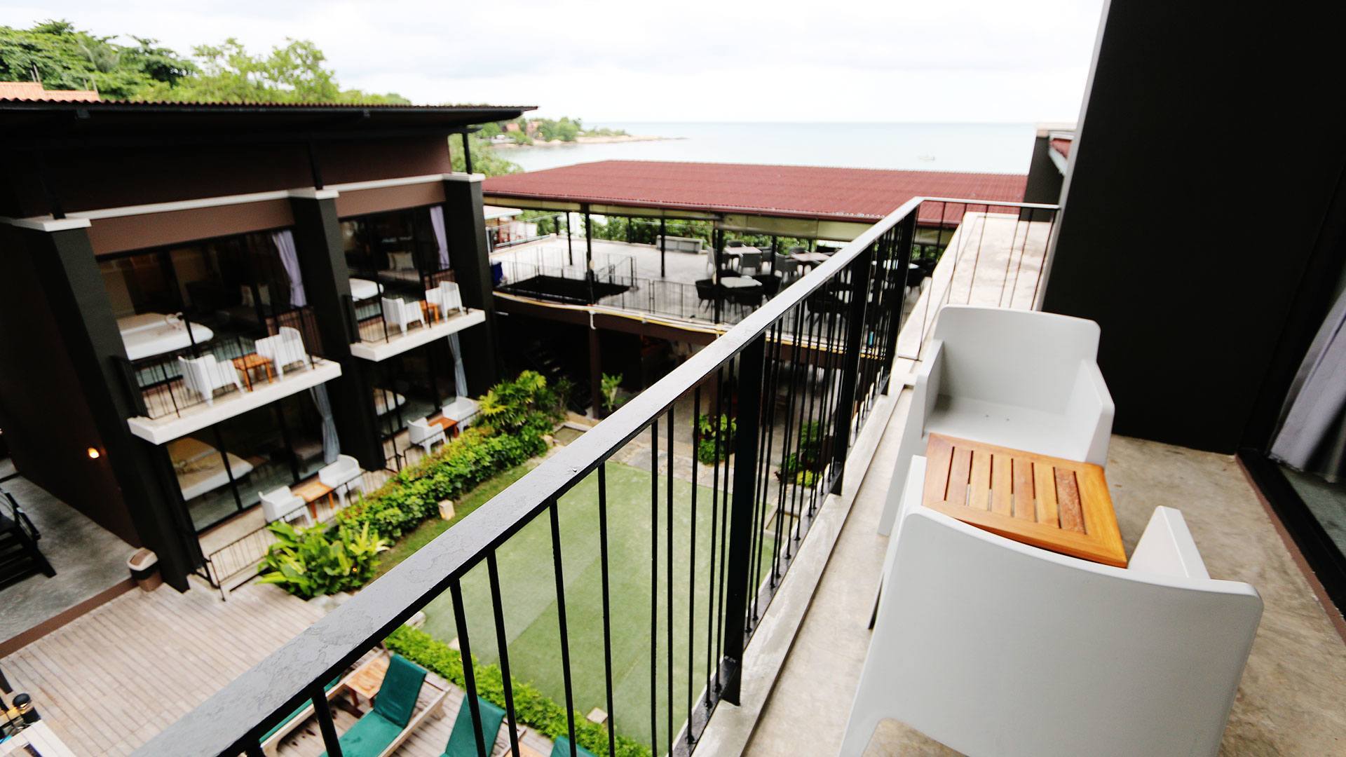 La Lune Beach Resort koh Samed