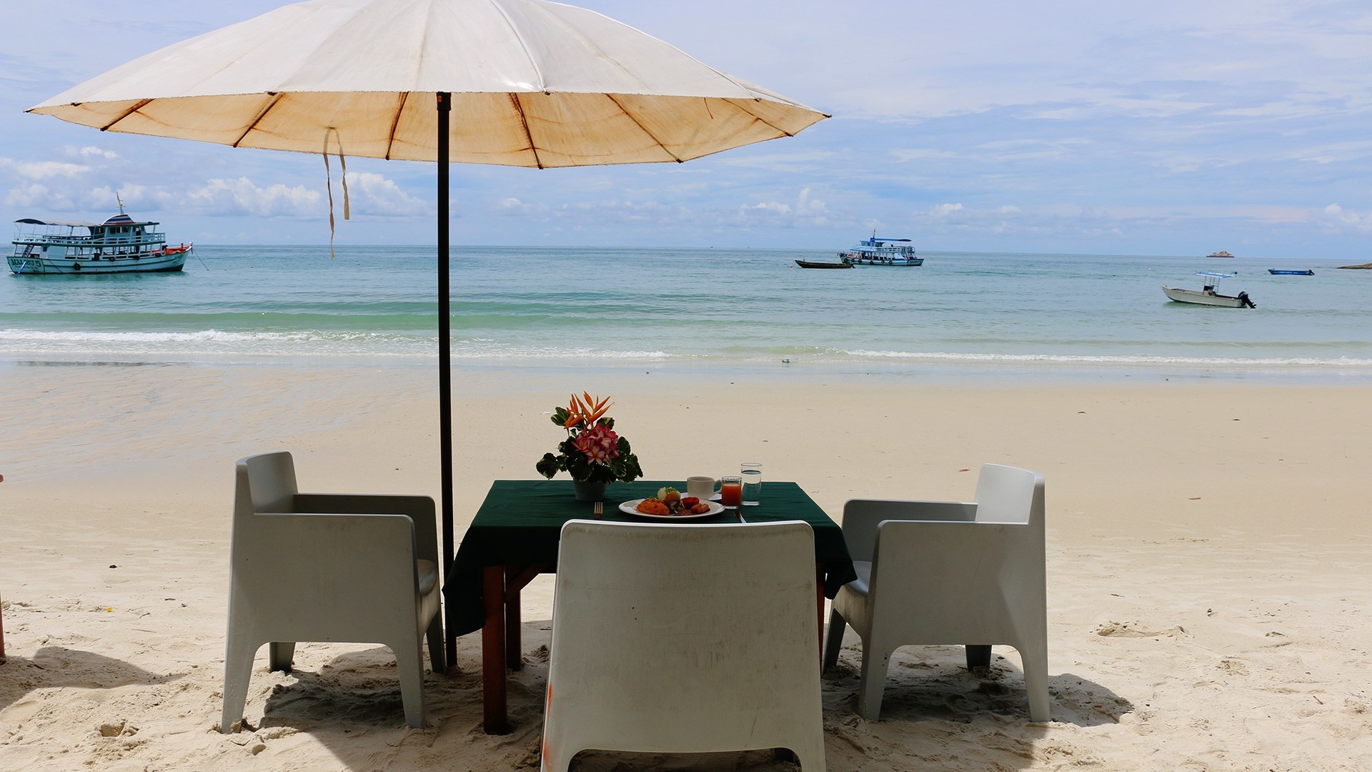 La Lune Beach Resort koh Samed